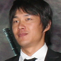 김광일